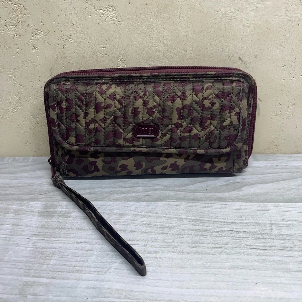 Lug Kickflip 3 Berry Khaki Leopard Print RFID Wristlet Wallet no crossbody strap